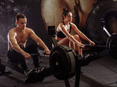 do rowing machines build muscle